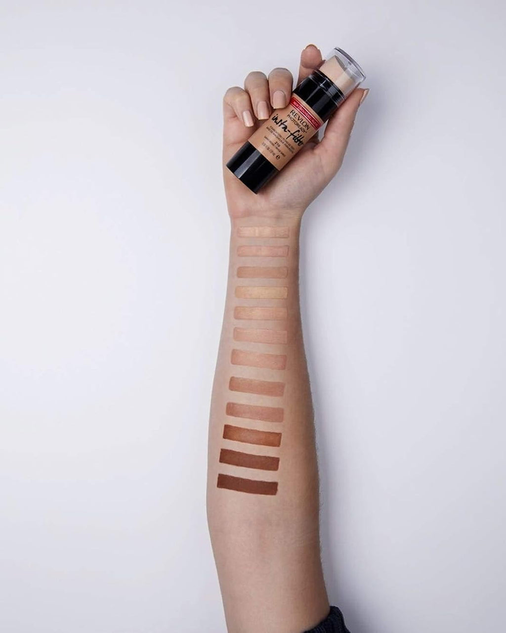 Revlon - Photoready Insta-Filter Foundation in Nude